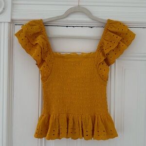 🦊 House of Harlow 1960 Gold Puff Sleeve Peplum Blouse